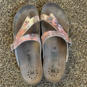 Mephisto sandals size 42.